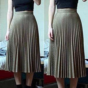 Zara Plaid Pleated Skirt